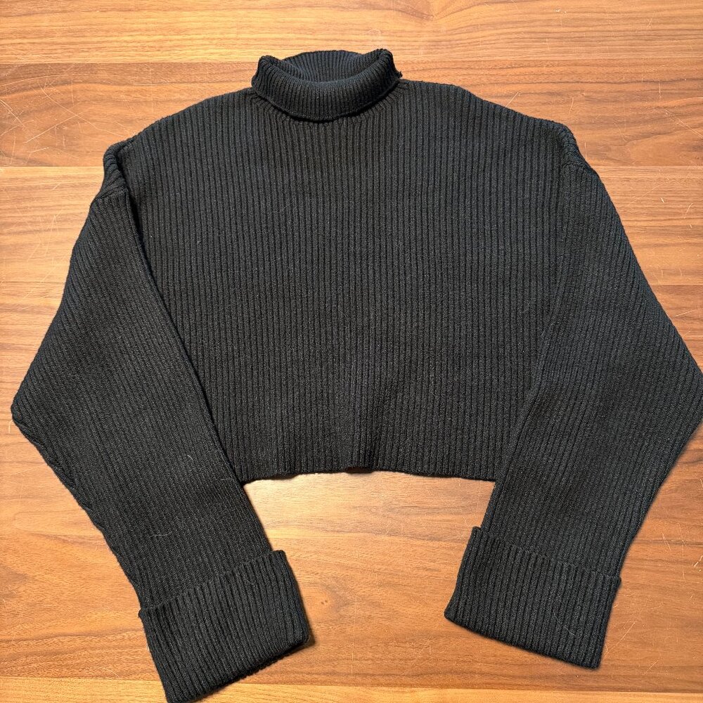 Zara Black Cropped Ribbed Sweater